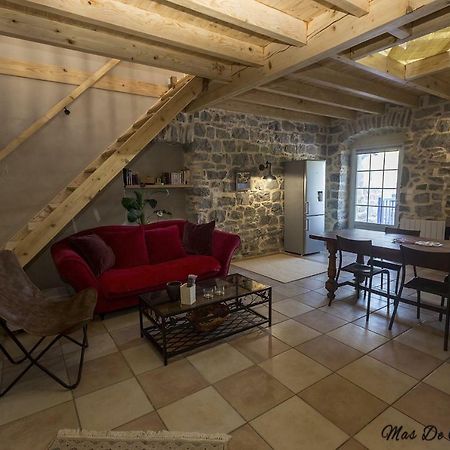 Mas De Guilhaumon Cote Hameau Villa Joyeuse Exterior photo